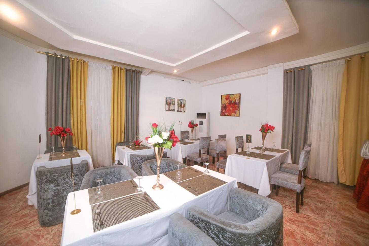 Les Residences De La Providence - Appart Hotel Yaoundé Exterior foto