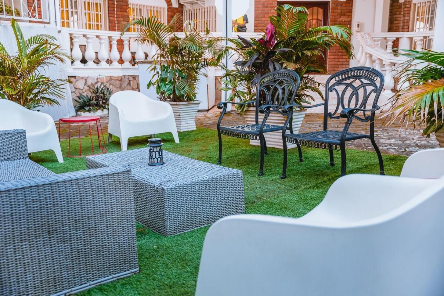 Les Residences De La Providence - Appart Hotel Yaoundé Exterior foto